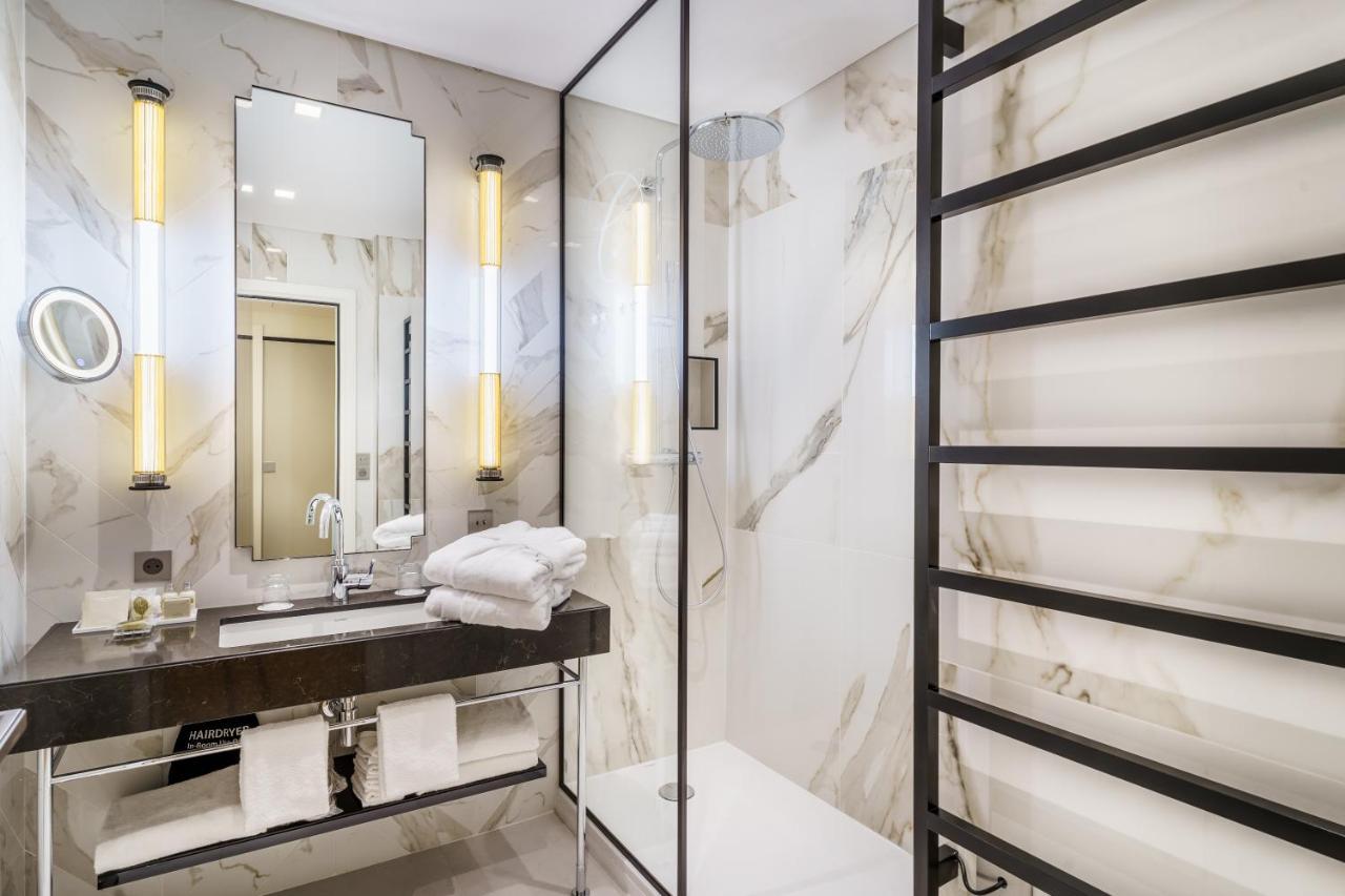 Fraser Suites Le Claridge Champs-Elysees Paříž Exteriér fotografie Bathroom