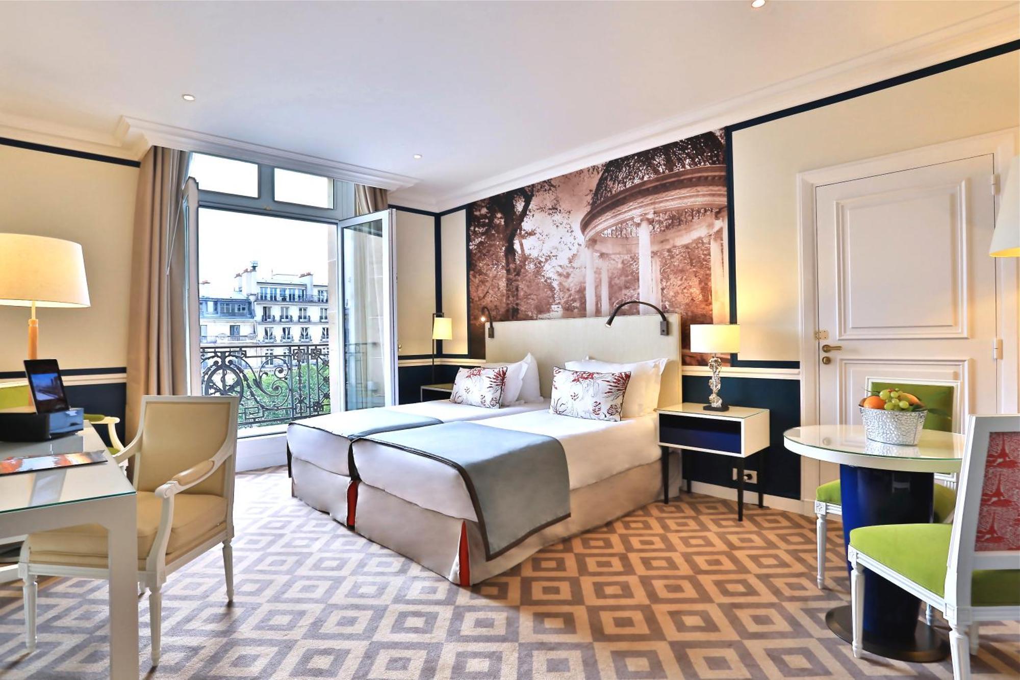 Fraser Suites Le Claridge Champs-Elysees Paříž Exteriér fotografie A room at the hotel
